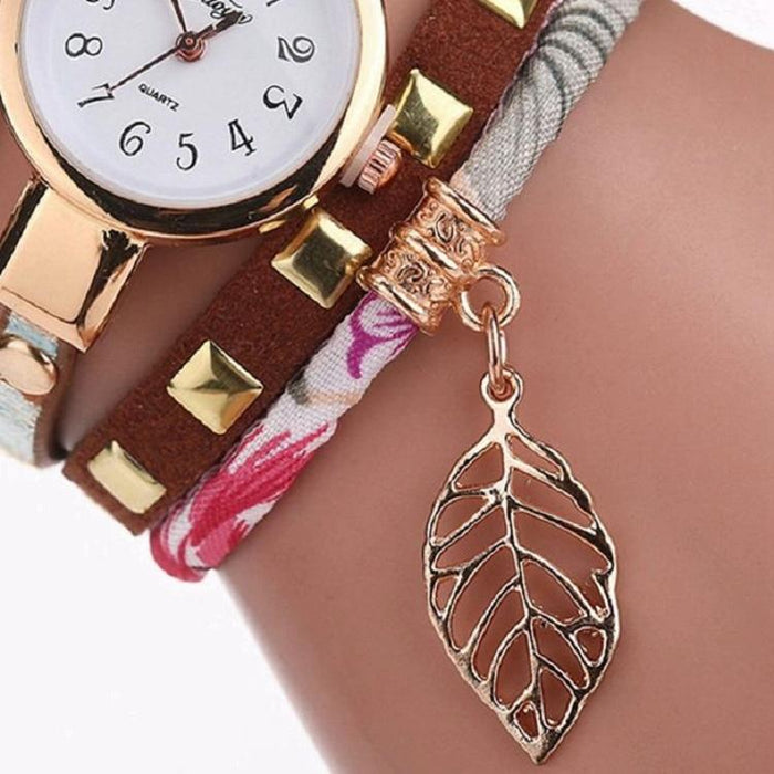 Women Quartz Bracelet Watch With Leaf Shape Pendant