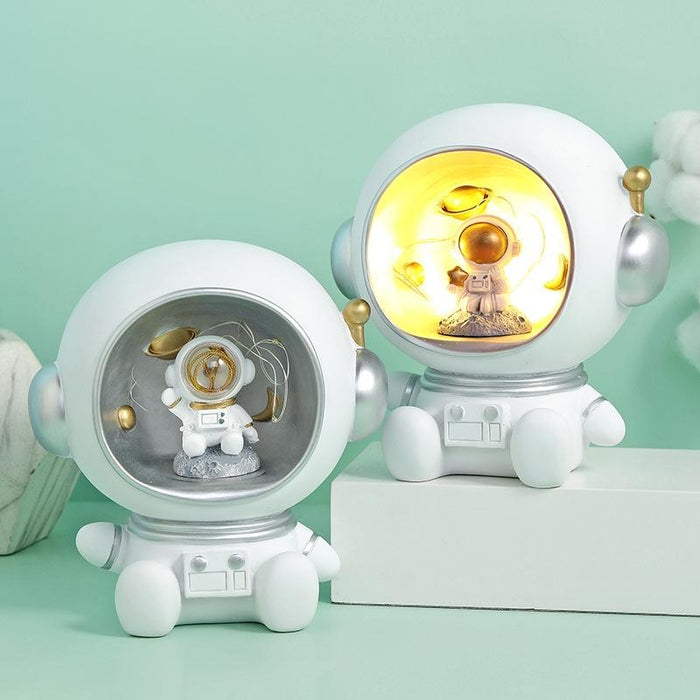 Resin Astronaut Night Light Space Star Ornament