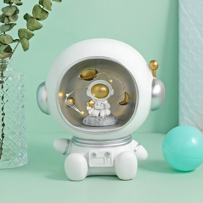 Resin Astronaut Night Light Space Star Ornament