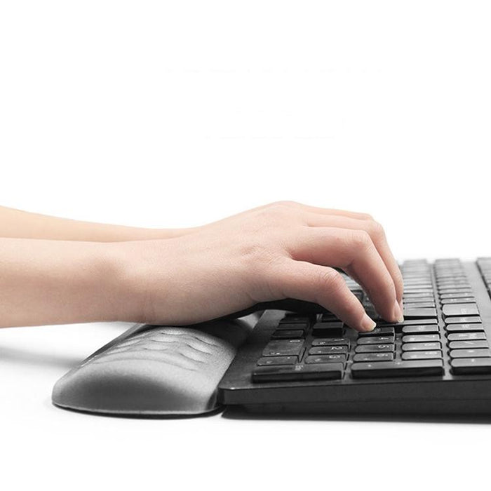 Silicone Memory Wrist Pad With Massage Hole For Keyboard And Mouse Black