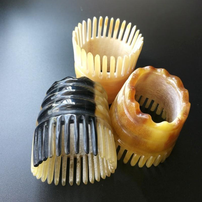 Cylindrical Shampoo Brush Short Comb Random Colour