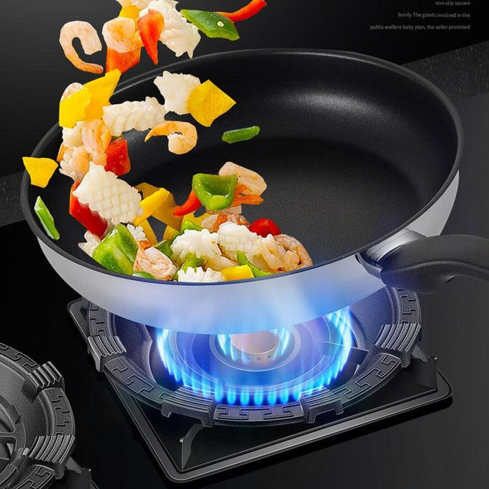 Non Slip Gas Stove Windscreen For Energy Savings Four Jawed