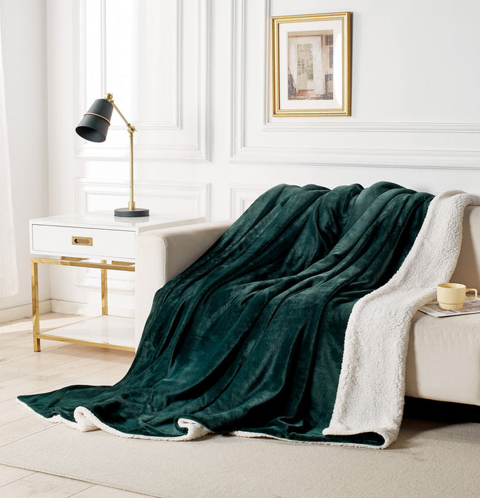 King Size 2-In-1 Teddy Sherpa Quilt Cover Set - - Emerald Green
