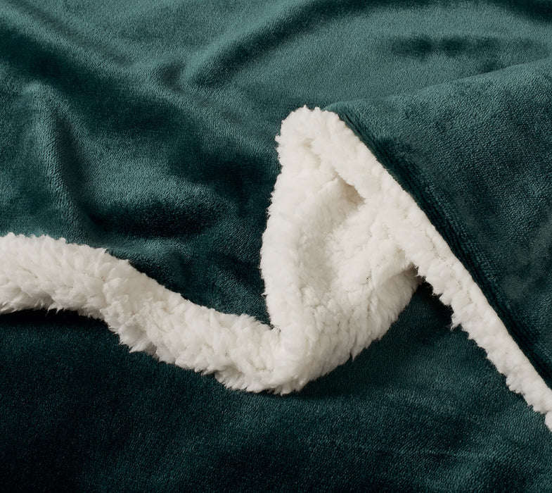 Super King Size 2-In-1 Teddy Sherpa Quilt Cover Set - Emerald Green