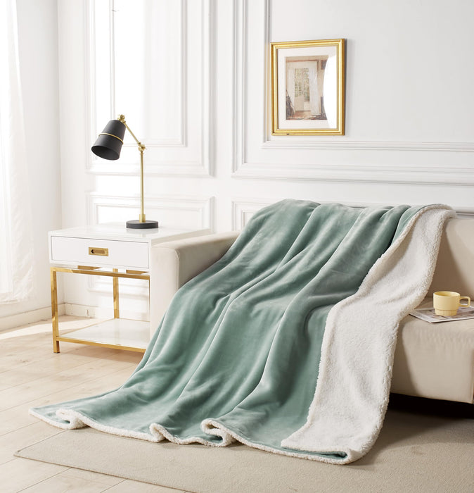 Super King Size 2-In-1 Teddy Sherpa Quilt Cover Set - Sage Green