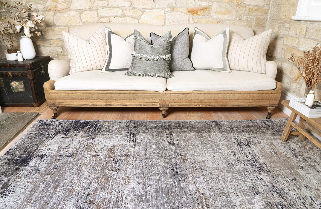 Elizabeth Ash Beige Distressed Vintage Rug 280X380 Cm