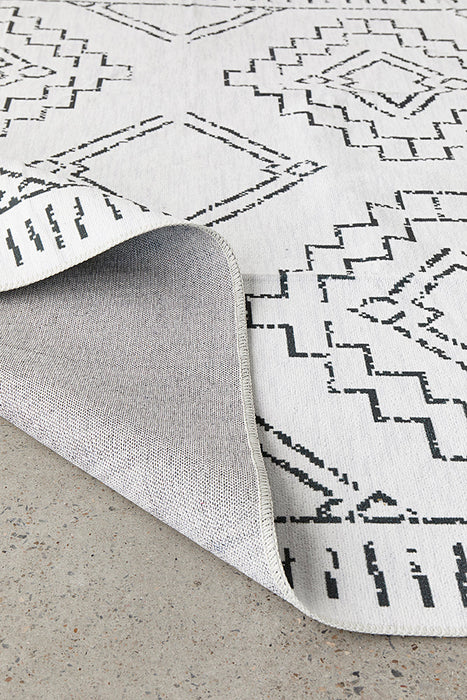 Leeroy White 300X240Cm