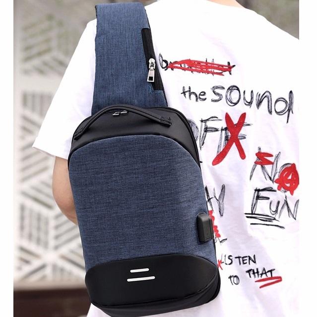 Versatile Oxford Shoulder Bag With Earphone & Usb