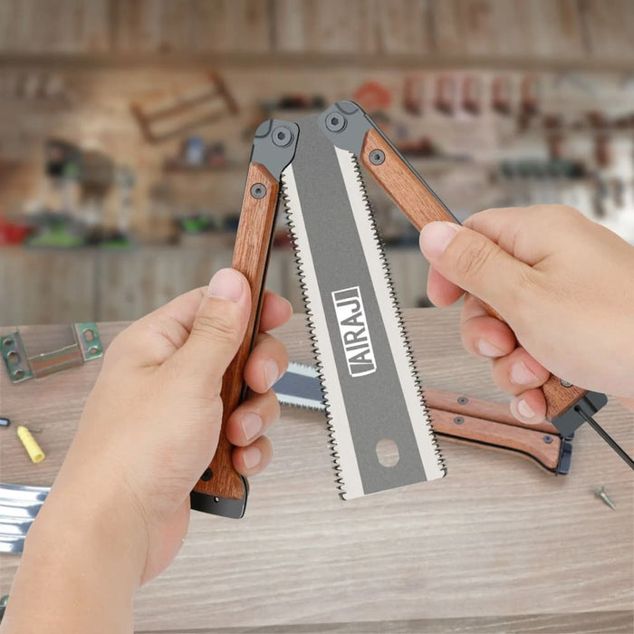 Compact Japanese Garden Saw For Woodworking