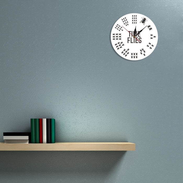 Funny Flies Inspired Time Wall Clock no Numbers Infinite