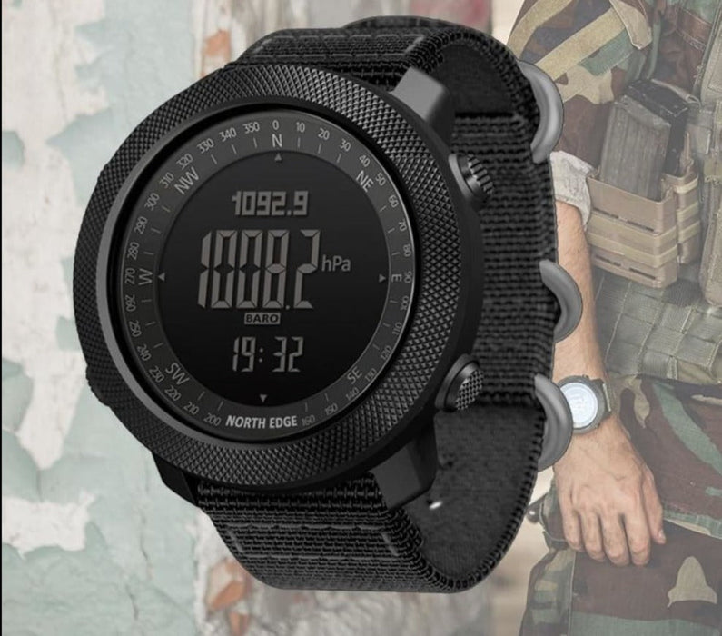 Mens Hiking Altimeter & Barometer Compass Sports Fitness