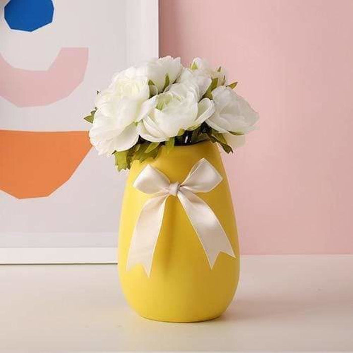 Modern Animals Figurine Vase Tissue Holder for Living Room