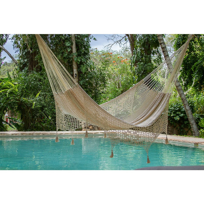 Outdoor Undercover Cotton Legacy Hammock with Hand