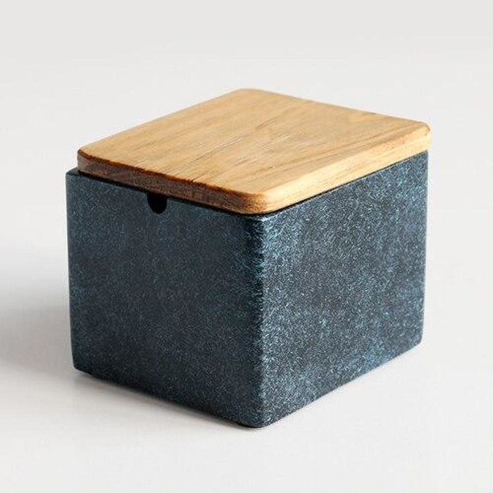 Resin Portable Ashtray With Lid For Office Hotel