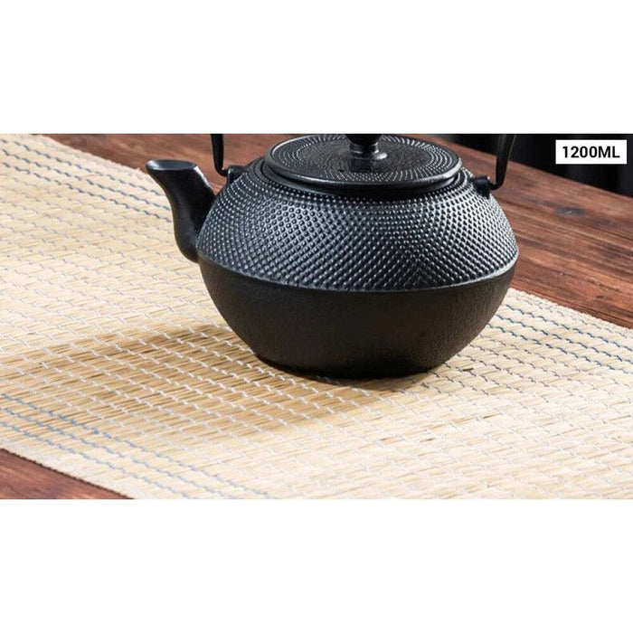 Traditional Cast Iron Tea Kettle With Strainer