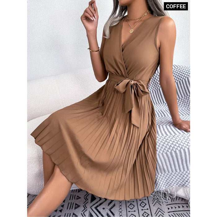 V Neck Sleeveless Pleated Dress for Women