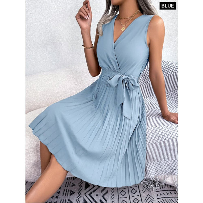 V Neck Sleeveless Pleated Dress for Women