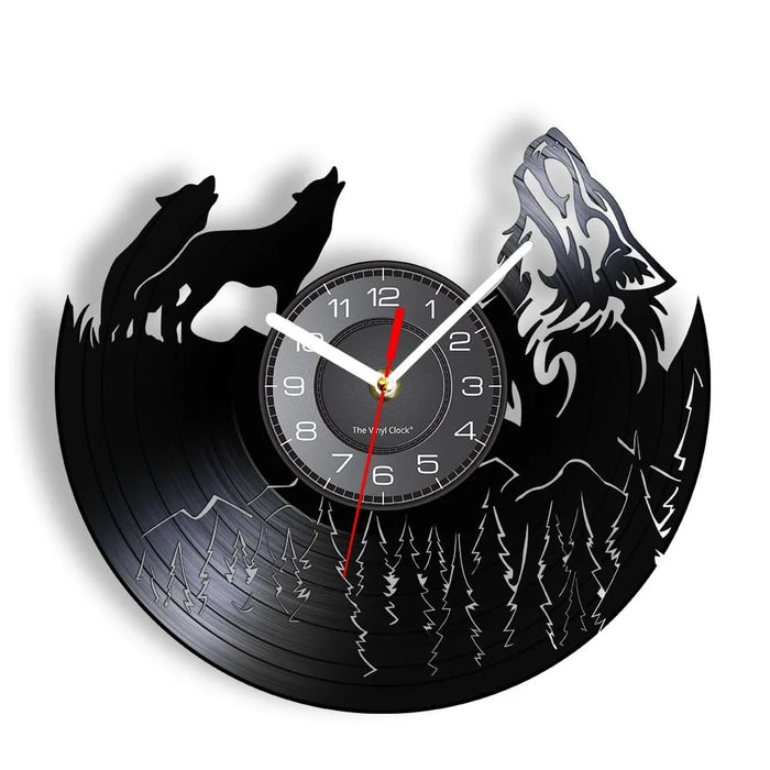 Vintage Wolf Wall Clock for Wildlife Lovers
