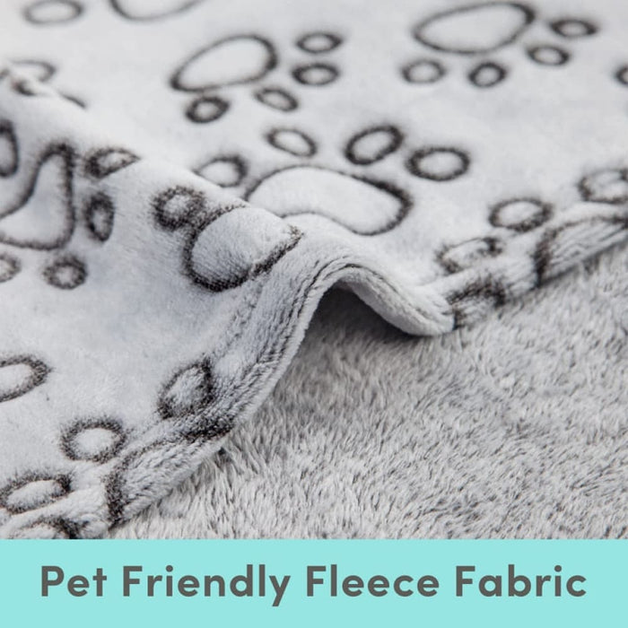 Winter Warm Flannel Fleece Soft Blanket with Cute Paw Print