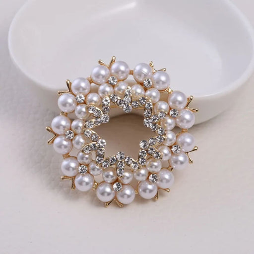Women Brooch Vintage Wreath Pearl Lapel Pin For Clothing