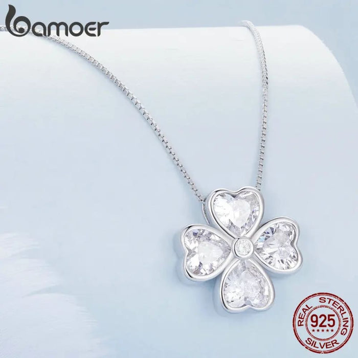 Womens 925 Sterling Silver Heart Shapped Lucky Four Leaf