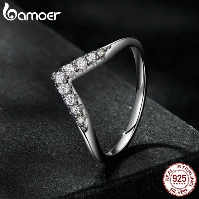 Womens V - shape Moissanite Ring Delicate Lab Diamond 925
