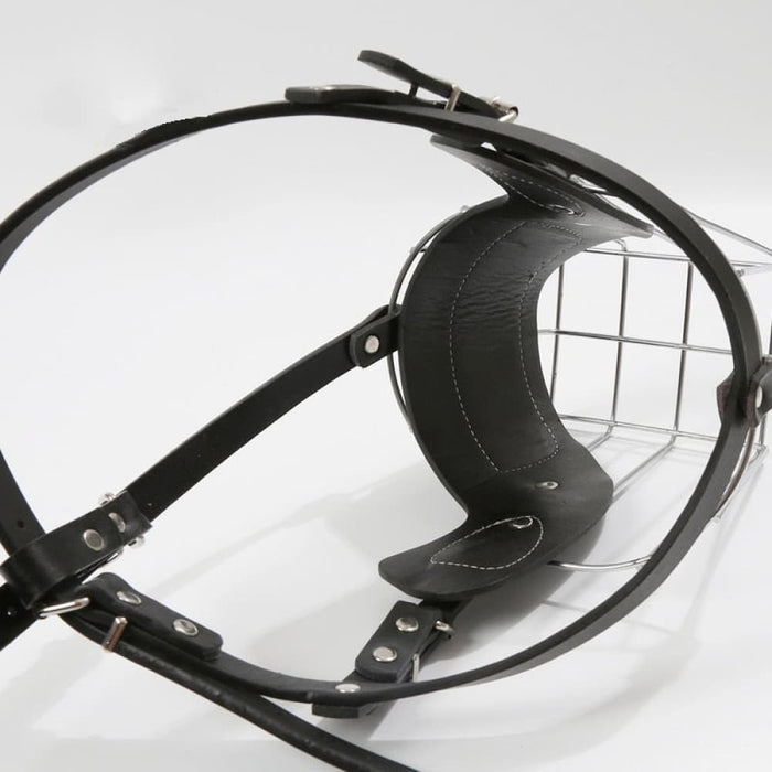 Comfortable Leather Strap with Adjustable Mouth Muzzle