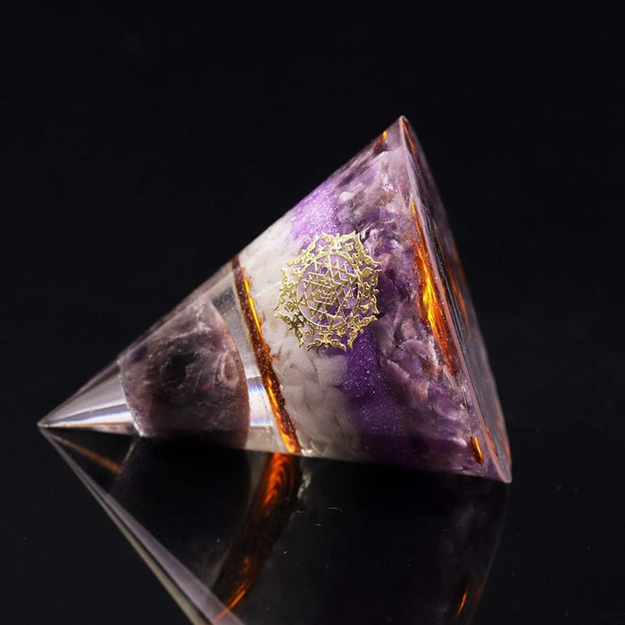 Luminous Orgonite Pyramid Amethystine With Copper Chakra