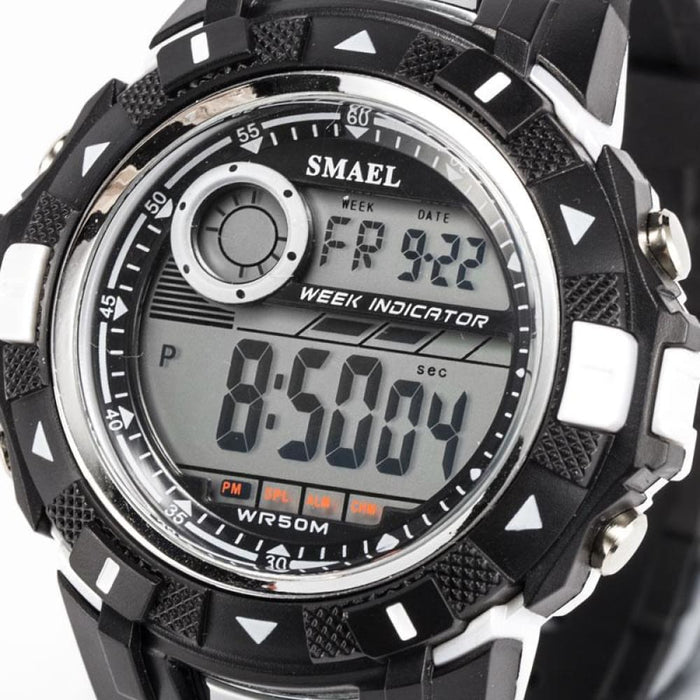 Men’s Waterproof Sports Fashion Wrist Watch